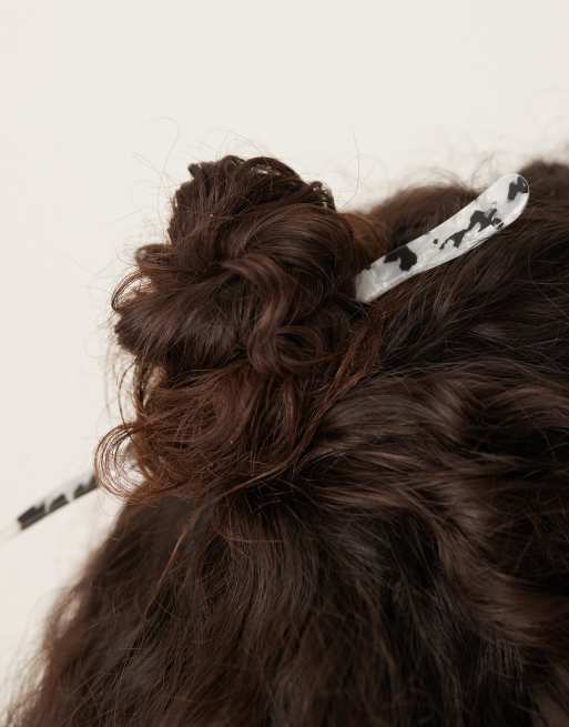ASOS DESIGN hair pin in monochrome