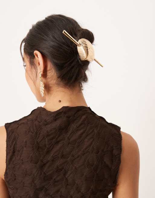 ASOS DESIGN hair pin with shell cuff in gold tone | ASOS