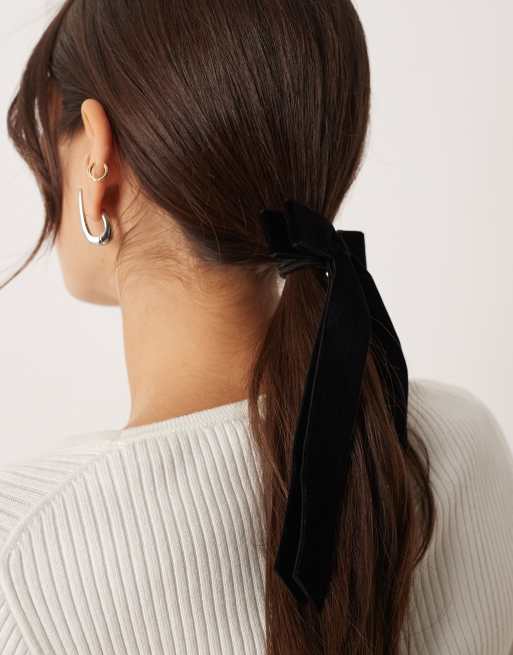 ASOS DESIGN hairband with bow detail in black, 3 of 3