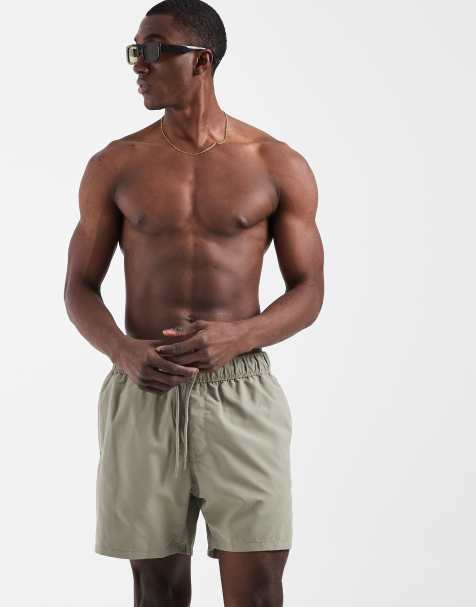 ASOS DESIGN – Halblange Badeshorts in Khaki - view 1