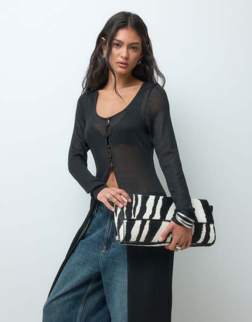 ASOS DESIGN halbtransparenter Longline-Cardigan mit Knopfleiste in Schwarz, 3 von 5