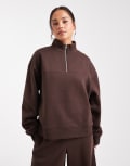 [ASOS DESIGN] ASOS DESIGN half-zip brushback sweatshirt in chocolate-Brown S Chocolate