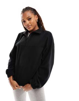 ASOS DESIGN half zip fleece in black φωτογραφία