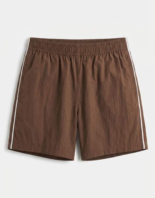 ASOS DESIGN - Halflange elastische nylon short met wijde pijpen en biezen in bruin, 6 van 7