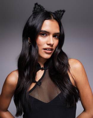 ASOS DESIGN - Halloween-Haarreif in Schwarz mit flauschigen Katzenohren aus Spitze