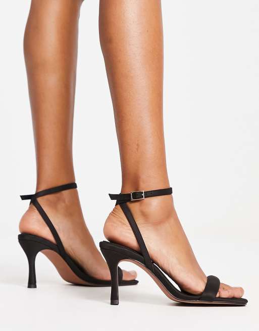 ASOS DESIGN - Halsey - Minimalistische sandalen met hak in zwart , 4 van 4