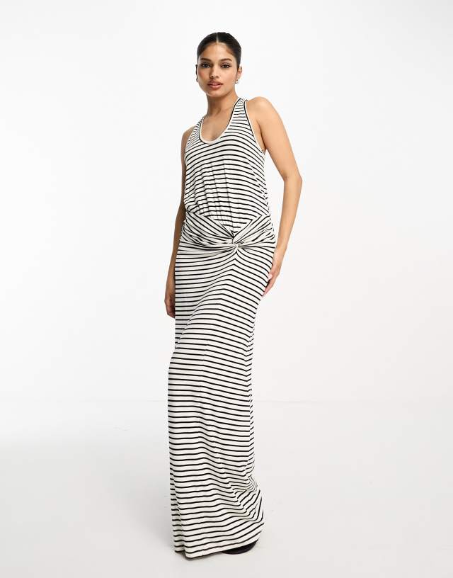 ASOS DESIGN - halter neck maxi dress with twist back and ruched skirt in stripe