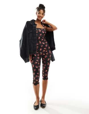 Shop ASOS DESIGN halterneck pedal pusher jumpsuit with square neckline Online – Trendy & Affordable Fashion