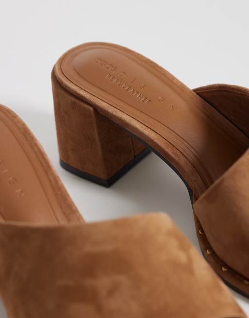 ASOS DESIGN - Hammer - Premium - Kamelbrune asymmetriske mules med mellemhøj hæl i ruskind, 3 af 4