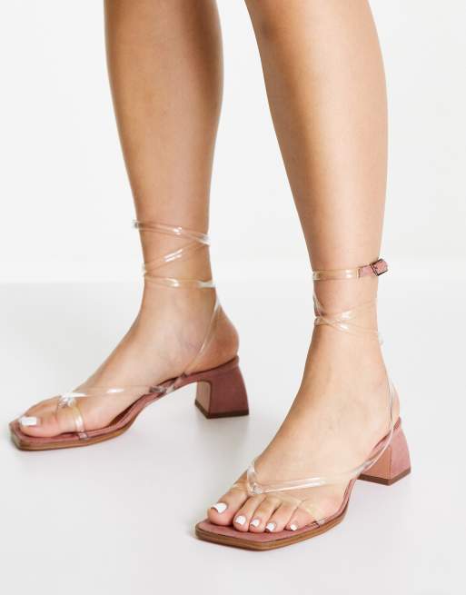 ASOS DESIGN – Hana – Zehenstegsandalen mit mittelhohem Absatz in transparentem Beige, 4 von 4