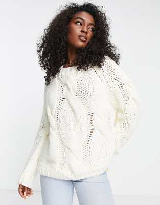 ASOS DESIGN - Handgestrickter Pullover mit Zopfmuster in Creme-Weiß