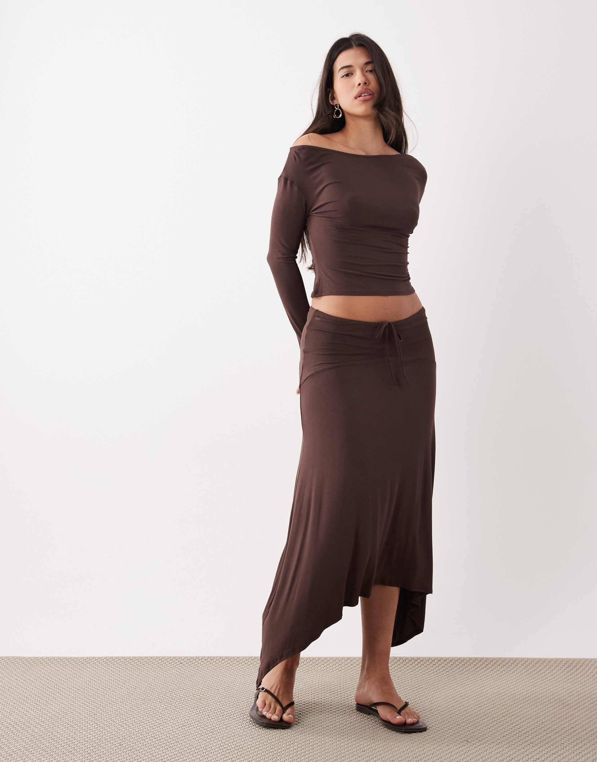 asos design handkerchief hem midi skirt in chocolate - part of a set