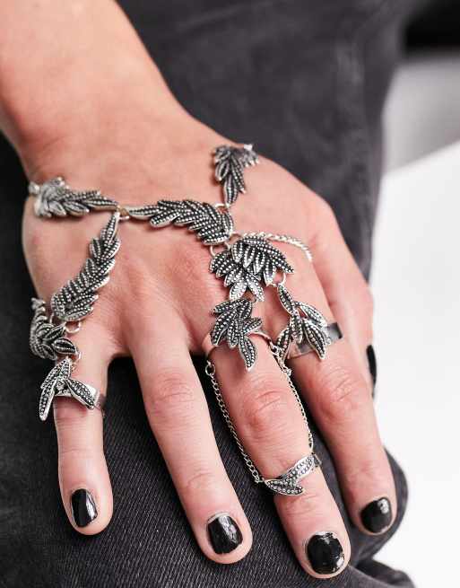 ASOS DESIGN – Handschmuck mit Blatt-Design in Silber poliert