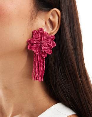 ASOS DESIGN - Hänge-Ohrclips in Pink mit perlenbesetztem Blumen-Design-Rosa