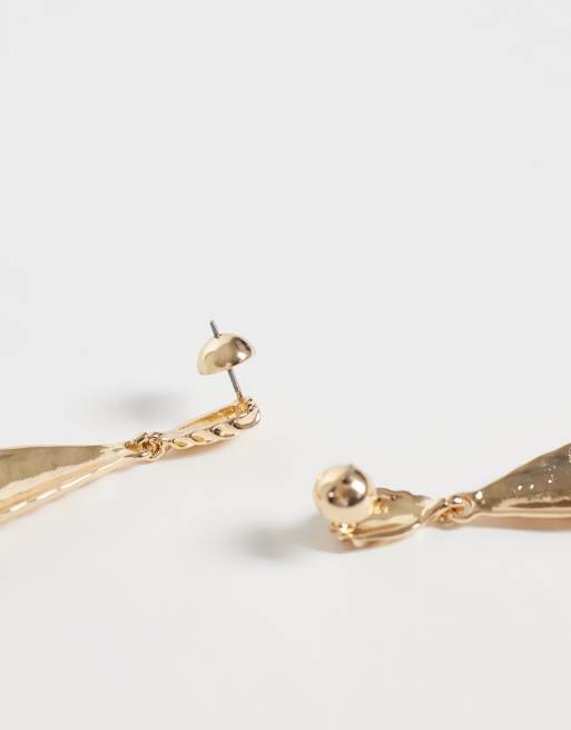 ASOS DESIGN Hängeohrringe mit gerilltem Design im Vintage-Stil in Goldoptik, 4 von 5