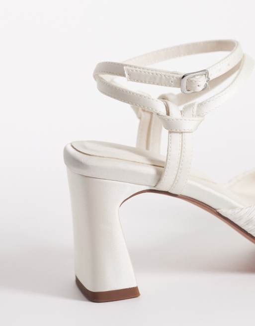 ASOS DESIGN Happiness bow detail block heeled sandal in ivory plisse, 4 of 4