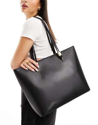 hardware handle clean bag tote in black