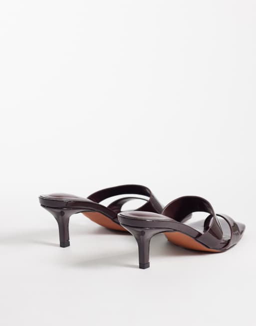 ASOS DESIGN - Harlee - Chokoladebrune mules med asymmetriske dobbelte remme og lakfinish, 4 af 4