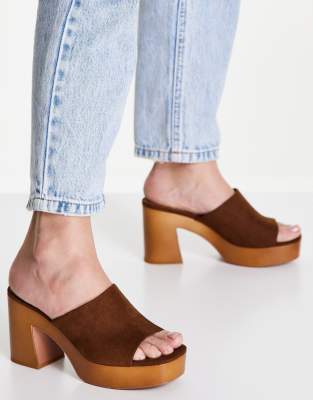wide fit platform mules