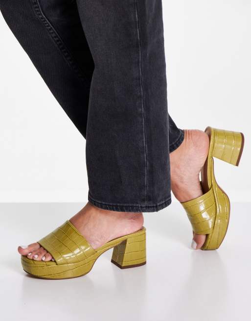 ASOS DESIGN – Harris – Pantoletten in Olivgrün mit Plateausohle