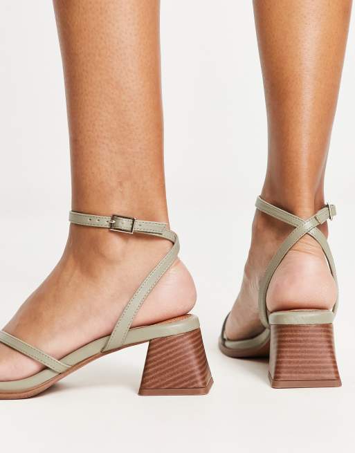 ASOS DESIGN – Hastings – Salviagröna sandaler med halvhög blockklack , 3 av 4