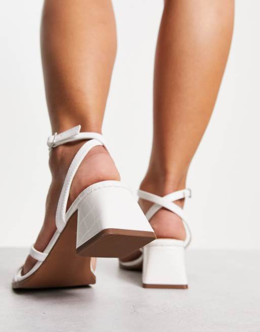 ASOS DESIGN - Hastings - Sandali a pianta larga con tacco largo medio bianchi, 3 di 4