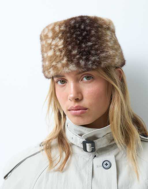ASOS DESIGN hat i imiteret pels med hjortemønster, 2 af 4