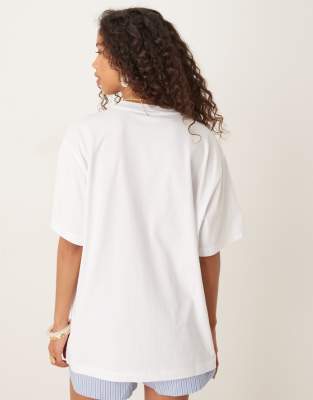 Asos Design Havana Cuba Graphic Oversize T-shirt In White