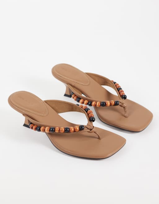 ASOS DESIGN - Havana - Sandali con tacco a spillo beige con perline sul piede e infradito, 3 di 4