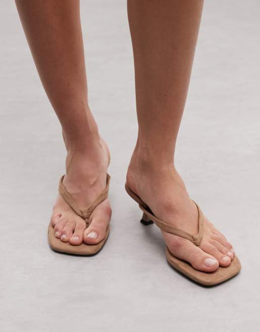 ASOS DESIGN Havana toe thong kitten heel sandals in taupe suedette, 4 of 4