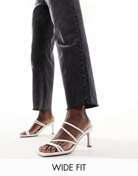 ASOS DESIGN – Hayes – Riemchenmules in Weiß mit mittelhohem Absatz, weite Passform - view 1