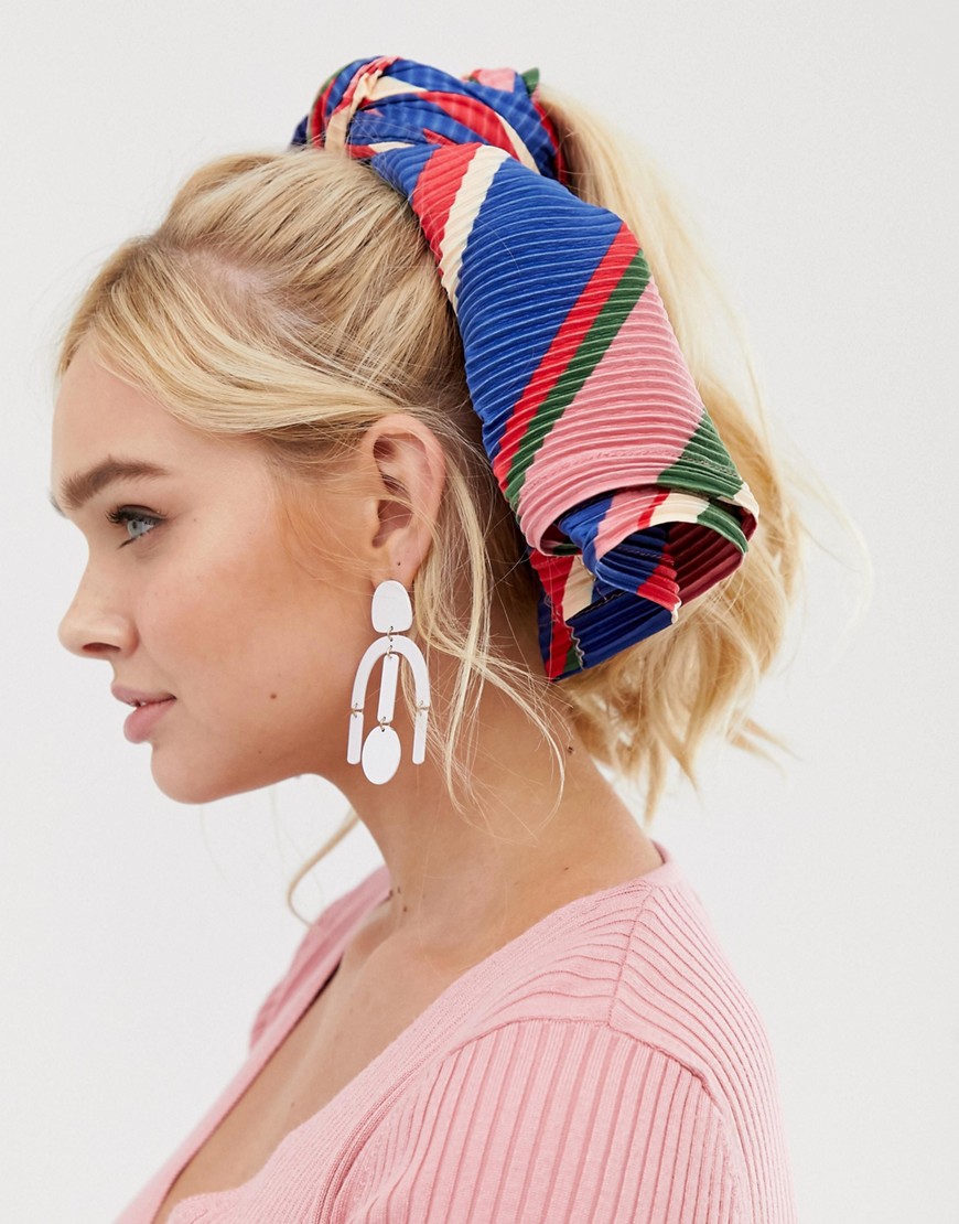 ASOS DESIGN headscarf/neckerchief in stripe plisse-Multi