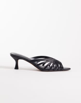 ASOS DESIGN - Healing - Peeptoe-Mules in Schwarz mit Riemchendesign und mittelhohem Absatz