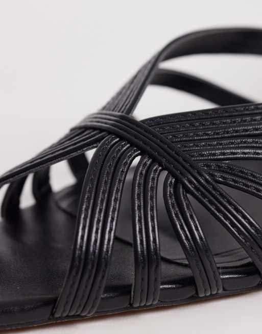 ASOS DESIGN – Healing – Peeptoe-Mules in Schwarz mit Riemchendesign und mittelhohem Absatz, 3 von 4