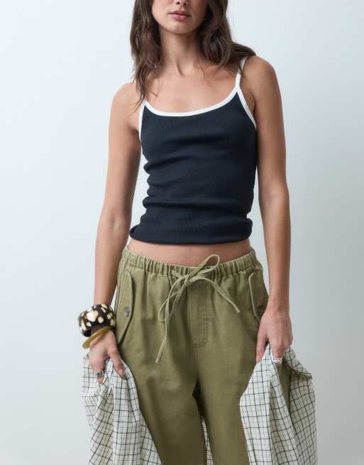 ASOS DESIGN heavy weight pull on trouser with pockets in khaki, 2 of 5