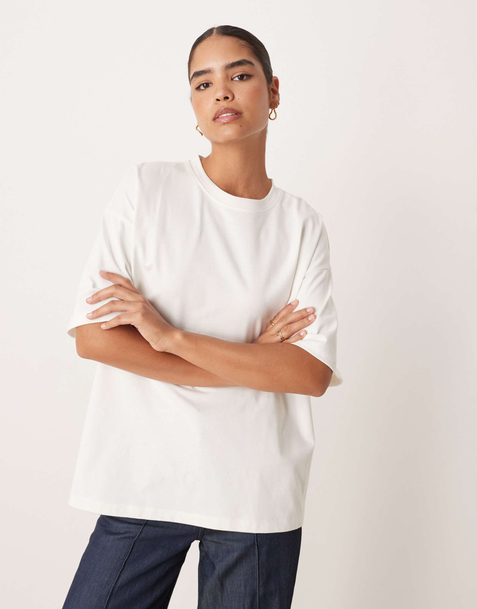 Удлиненная футболка ASOS DESIGN из плотного белого хлопка кремового цвета