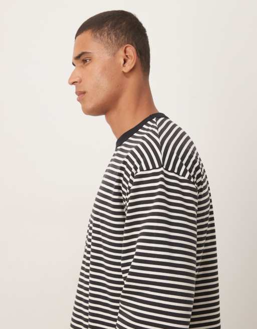 ASOS DESIGN heavyweight boxy oversized half sleeve t-shirt in black and white stripes , 4 of 5