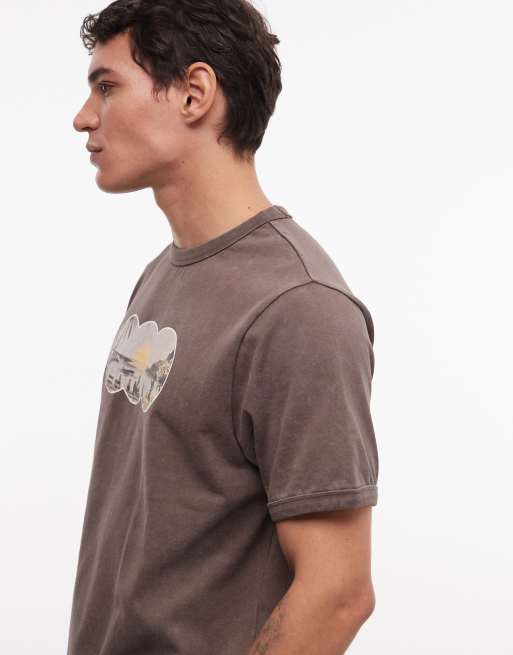 ASOS DESIGN heavyweight boxy oversized T-shirt with beach front graphic in brown wash, 4 of 5