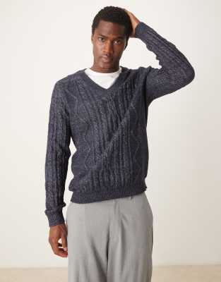 ASOS DESIGN ASOS DESIGN heavyweight cable knitted V-neck jumper in navy