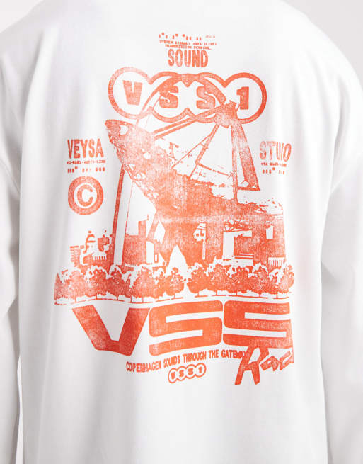 ASOS DESIGN heavyweight long sleeve oversized t-shirt and street graphic in cream, 5 of 5