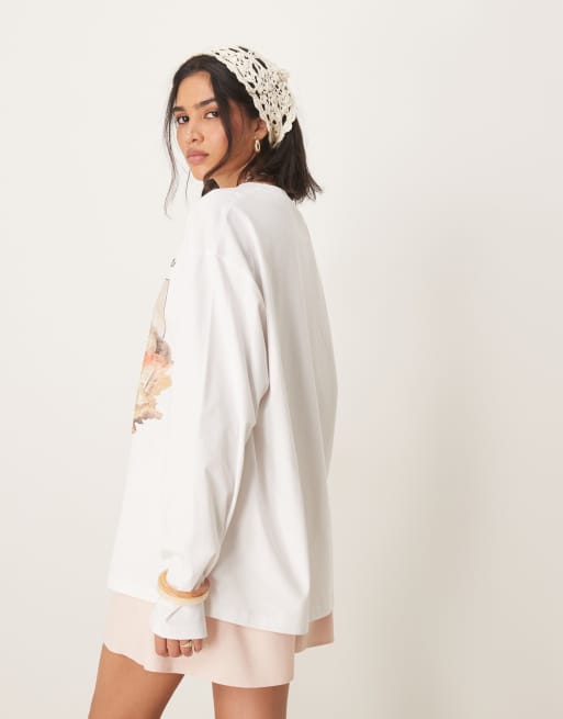 ASOS DESIGN heavyweight long sleeve skater with national gallery license graphic in white
