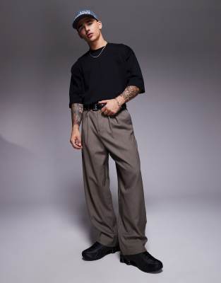 ASOS DESIGN heavyweight oversized boxy half sleeve t-shirt in black