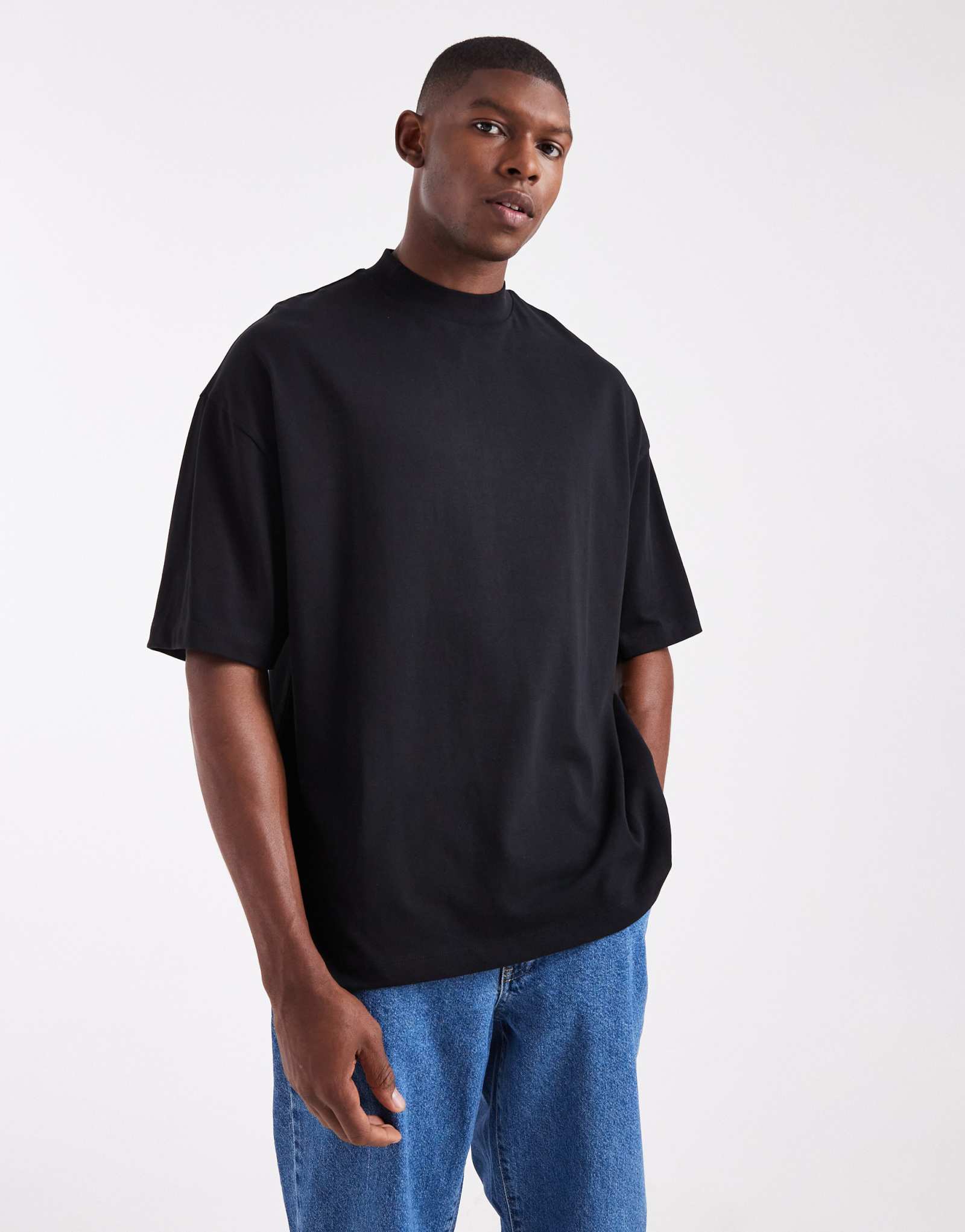 Футболка ASOS DESIGN heavyweight oversize с высоким воротом черного цвета 
