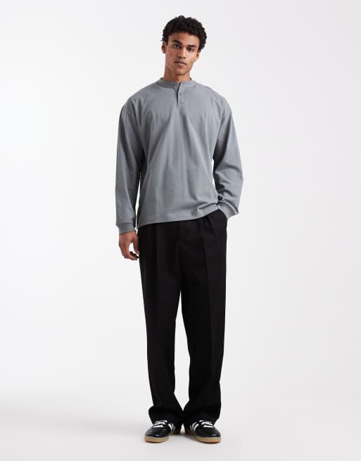 ASOS DESIGN heavyweight oversized long sleeve T-shirt with henley neck in charcoal , 2 of 5