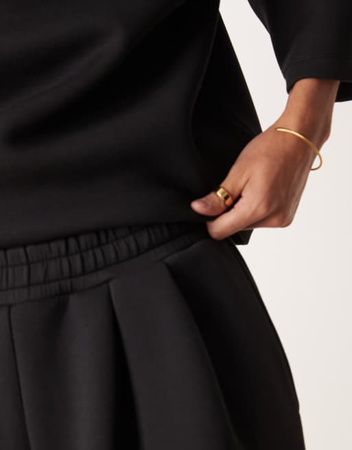 ASOS DESIGN heavyweight oversized longer length shorts in scuba-style fabric in black, 5 of 5