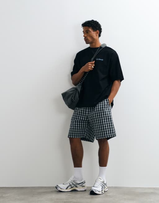 ASOS DESIGN heavyweight oversized t-shirt with floral puff print in black crepe fabric, 5 of 5