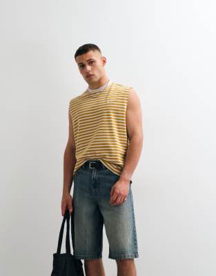 ДИЗАЙНЕРСКАЯ майка оверсайз в тяжелом весе от ASOS с рисунком на груди в желтую полоску chai tea