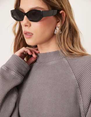 Asos Design Heavyweight Raglan High Neck Long Sleeve Waffle Top In Gray