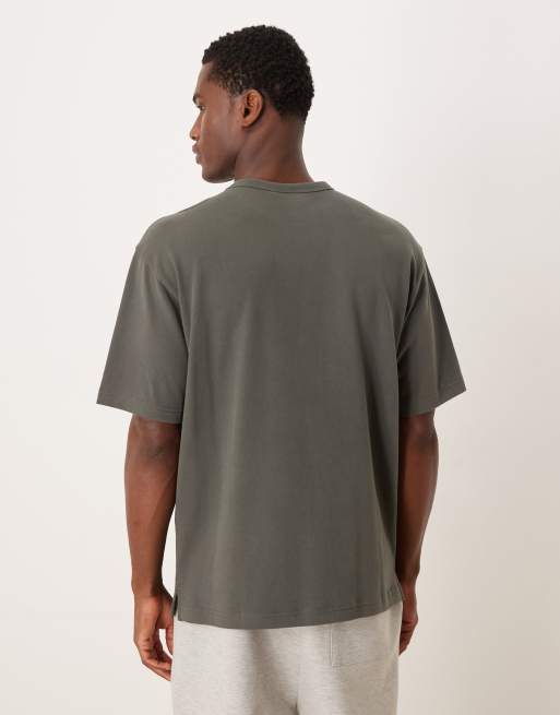 ASOS DESIGN heavyweight relaxed t-shirt in charcoal brushed cotton , 3 of 5