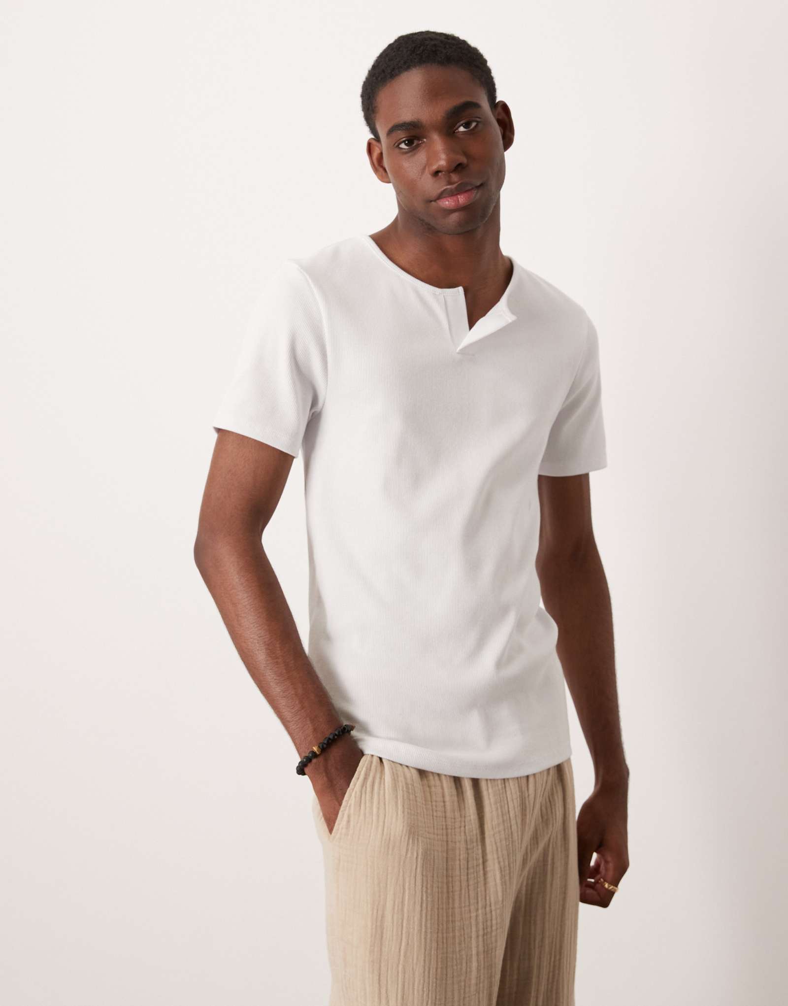 Футболка ASOS DESIGN белая в рубчик
